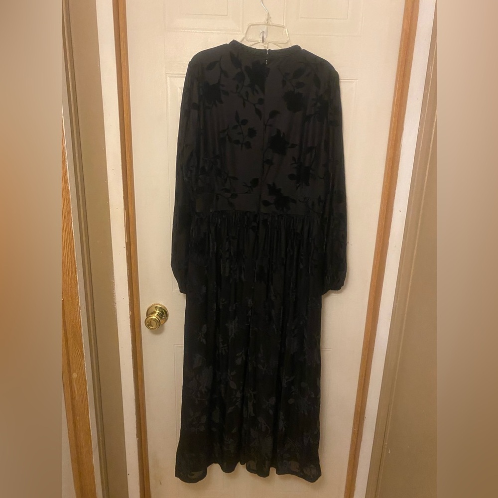 Baltic Born Christine Black Velvet Burnout Floral Midi Dress - Picture 5 of 13